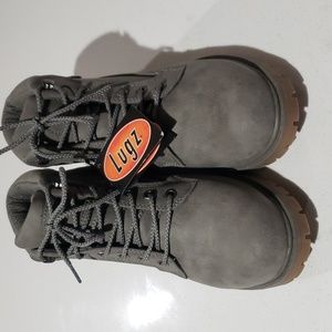 New Lugz Gray Womens size 8 boots